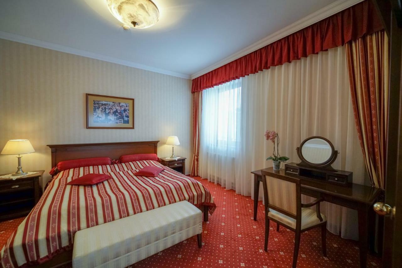 Hotel Grand Bellevue